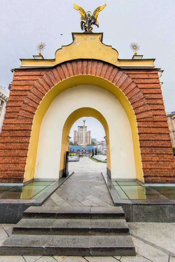 Затишна Квартира На Майдані Незалежності Kiev Exterior foto